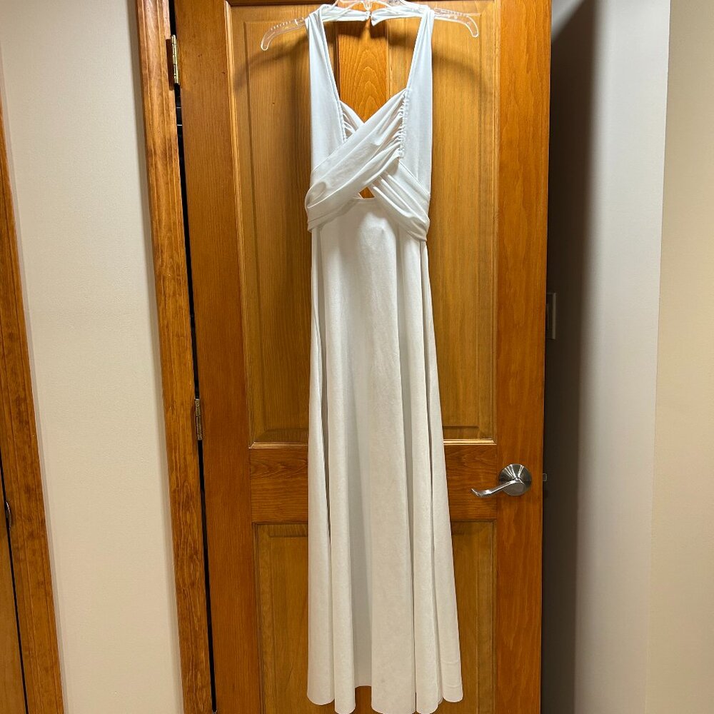 Womens Vintage 70's White Sleeveless Halter Maxi Dress XS VINTAGE 1970' COLOR: W